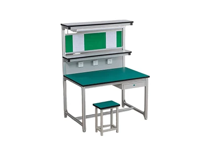 Jaký vliv má materiál anti-statického pracovního stolu na jeho výkon?